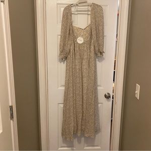 Storia Cream Floral Maxi Dress